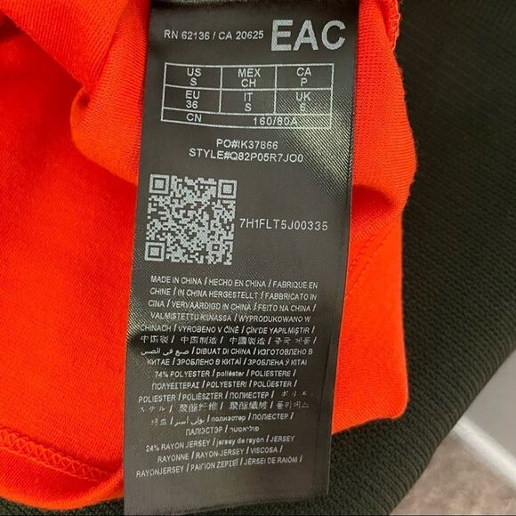 Guess Orange Ruffled Off Shoulder Croptop Size Small - Picture 6 of 12